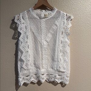 NWOT Meizi White Ruffled Embellished Sleeveless Sheer Blouse Sz M